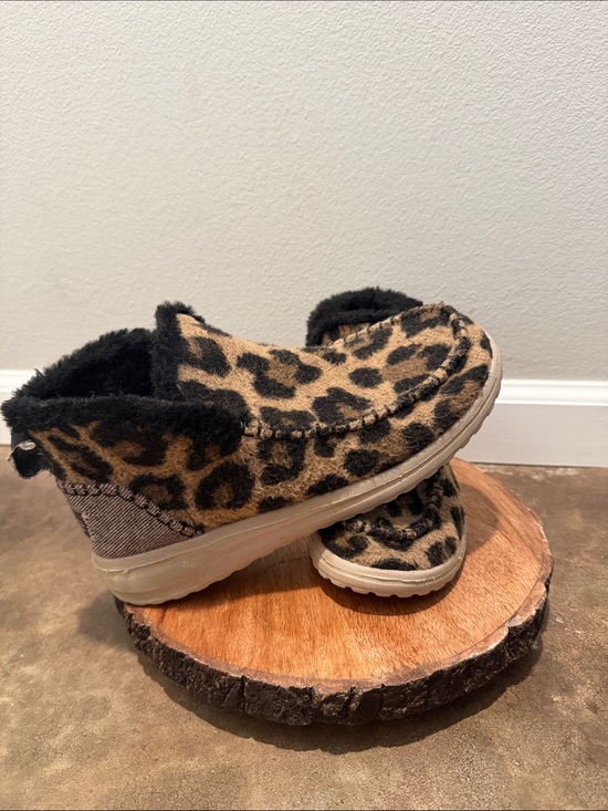 Hey Dude Shoes - Leopard Print Slip-On Cozy Shoes